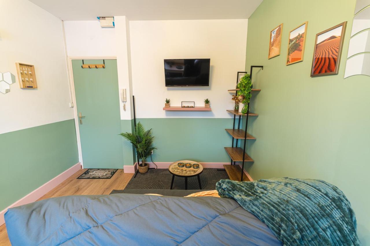 Le Refuge - Netflix I Wifi Haut Debit I Parking - Confort & Cosy ヴァランシエンヌ エクステリア 写真