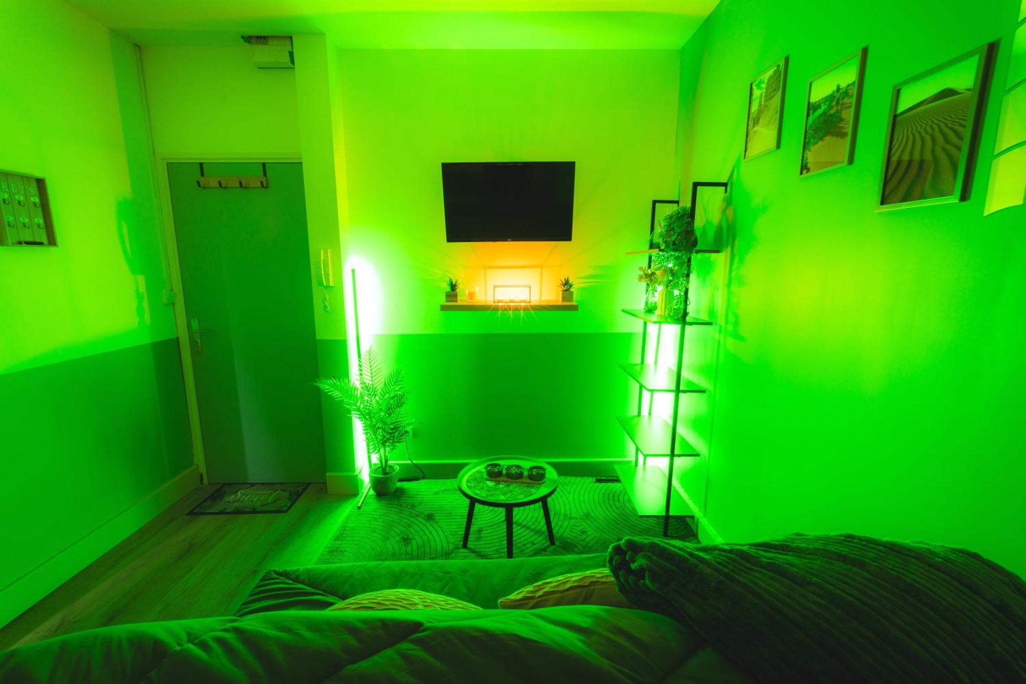 Le Refuge - Netflix I Wifi Haut Debit I Parking - Confort & Cosy ヴァランシエンヌ エクステリア 写真